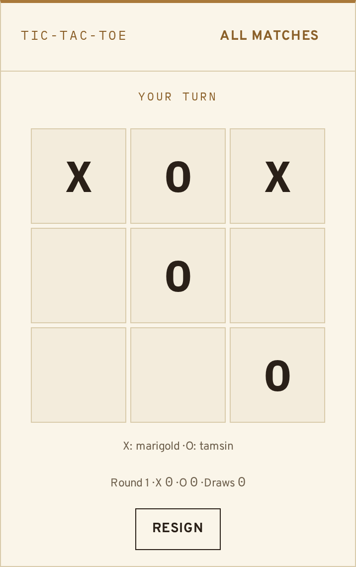 A Tic-tac-toe room: the board, both players and the running score.